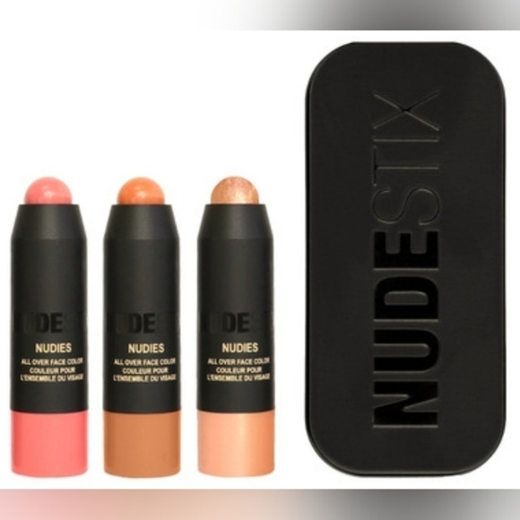 NUDESTIX Other - NUDESTIX Roses N' Honey Nudes